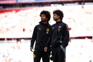 长太像球迷求合影错把格纳布里认成阿德耶米，基米希一旁起哄