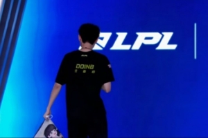 doinb妻子糖小幽发文：人生如长路，总有未能抵达的远方