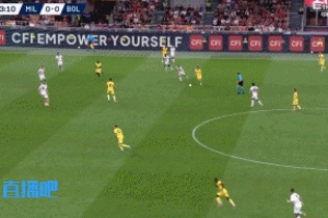 差一点！埃斯图皮尼安扣球晃开防守兜射中柱，米兰仍0-0博洛尼亚