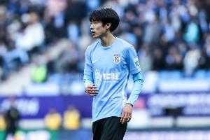 高中老师：朱鹏宇是北体大在读生 需要有高智商配合才能踢得更好