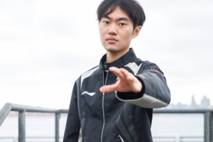 LOL官推分享Knight荣誉：黄金左手，六联赛冠军加一MSI冠军