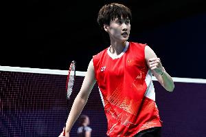 2025年法国羽毛球公开赛女单次轮：陈雨菲直落两局战胜伊吉特