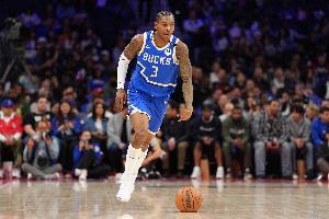 美记：小凯文-波特因左脚踝扭伤 最少将缺席接下来的两场比赛！