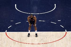 哈登：我们本场开局打得还是不好 很高兴我们能够反弹