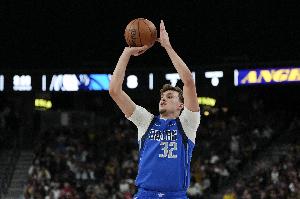 状态来的太晚！弗拉格14中6拿下18分5板6助 末节11分