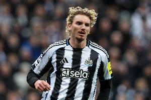 希勒：纽卡球迷已爱上沃尔特马德，他更像9号半或10号球员