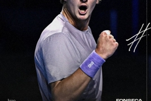 19岁丰塞卡2-0击败弗基纳，夺得ATP500巴塞尔站冠军