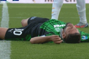 意媒：贝拉尔迪被撞倒地后感觉头晕，到医院检查后表示一切都好