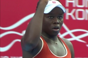 姆博科、科斯蒂亚先后取胜，晋级WTA250中国香港站第二轮