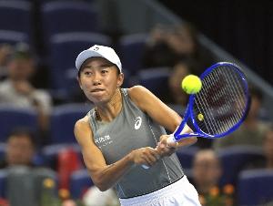 WTA250中国香港站单打首轮：张帅2-0横扫埃里亚韦茨，晋级次轮