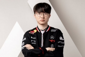 EWC官方：十次征战世界赛 十次杀进半决赛 Faker的统治还在延续！