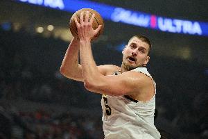 掘金主帅：如果能让约基奇不必背打25次 对球队&他的身体都有好处