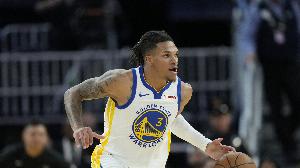 未来可期！理查德出战22分钟 三分5中3拿到9分