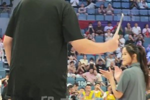 南京队仅扳平3分钟又落后！盐城队利用反越位再次取得领先