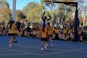 太黑了！你说他是梅克、加布里埃尔、里斯我都信