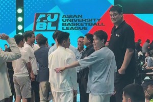 篮网老板、凯尔特人老板、姚明三巨头聚头AUBL总决赛！