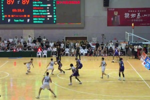 杜锋气死！本月中美篮球赛 张文逸绝杀出手违例！反被老黑绝杀！