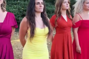 婚礼被弄成欧冠开场，那洞房得多刺激