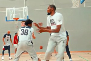 杜兰特在勇士夺冠有含金量吗？杨毅：若没有，他就和登威是一级别