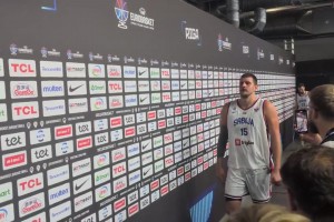 霍华德此前谈奥尼尔：他总在意我想成为他，这难道不是对他的赞誉吗？