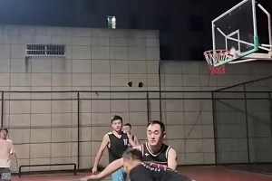 杨毅：大姚如果跟科比一队，两人真能对付到一块去，都是能对自己下狠手的人