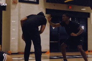 仿佛打开电视你还在比赛！安东尼丝滑混剪！永远飘逸的投篮！