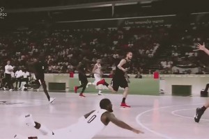 那时候就这么默契！国际赛场上的711！欧文倒地给杜兰特送空接