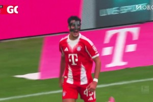 眼花缭乱！拜仁连续精妙团队配合，凯恩妙传帕夫洛维奇破门！